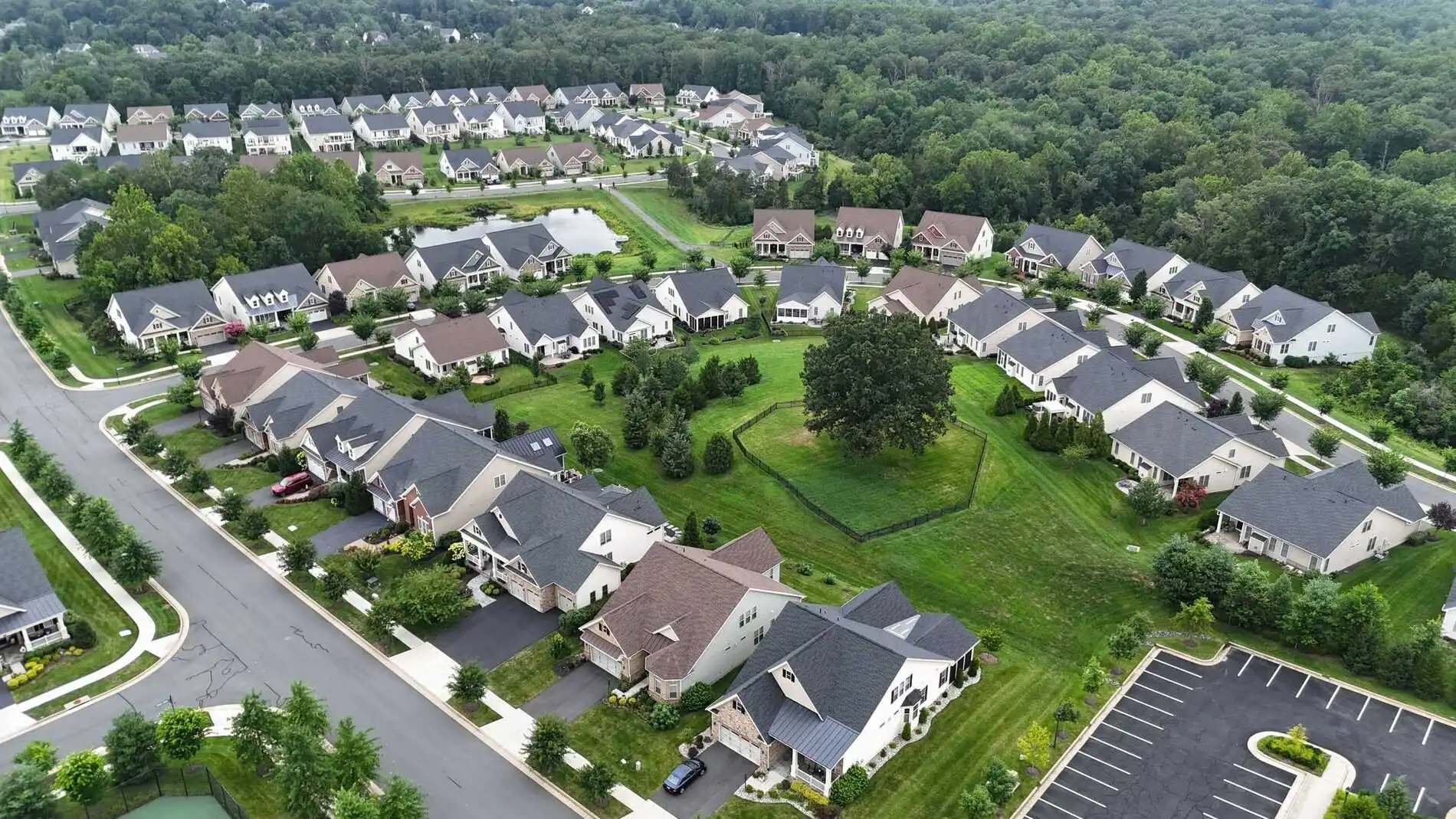 Aerial footage of a Gainesville, VA neighborhood.